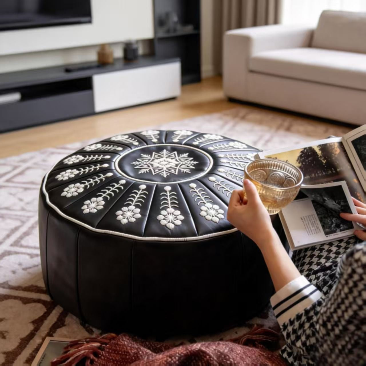 🌻✨ Sunflower Storage Ottoman Pouf 🪑💛 Stylish Hidden Storage Footrest & Cozy Home Seat 🌿🏡 🧺 Space-Saving Storage | 💺 Soft Comfortable Seating | 🌸 Elegant Floral Design for Modern Homes-ZZ